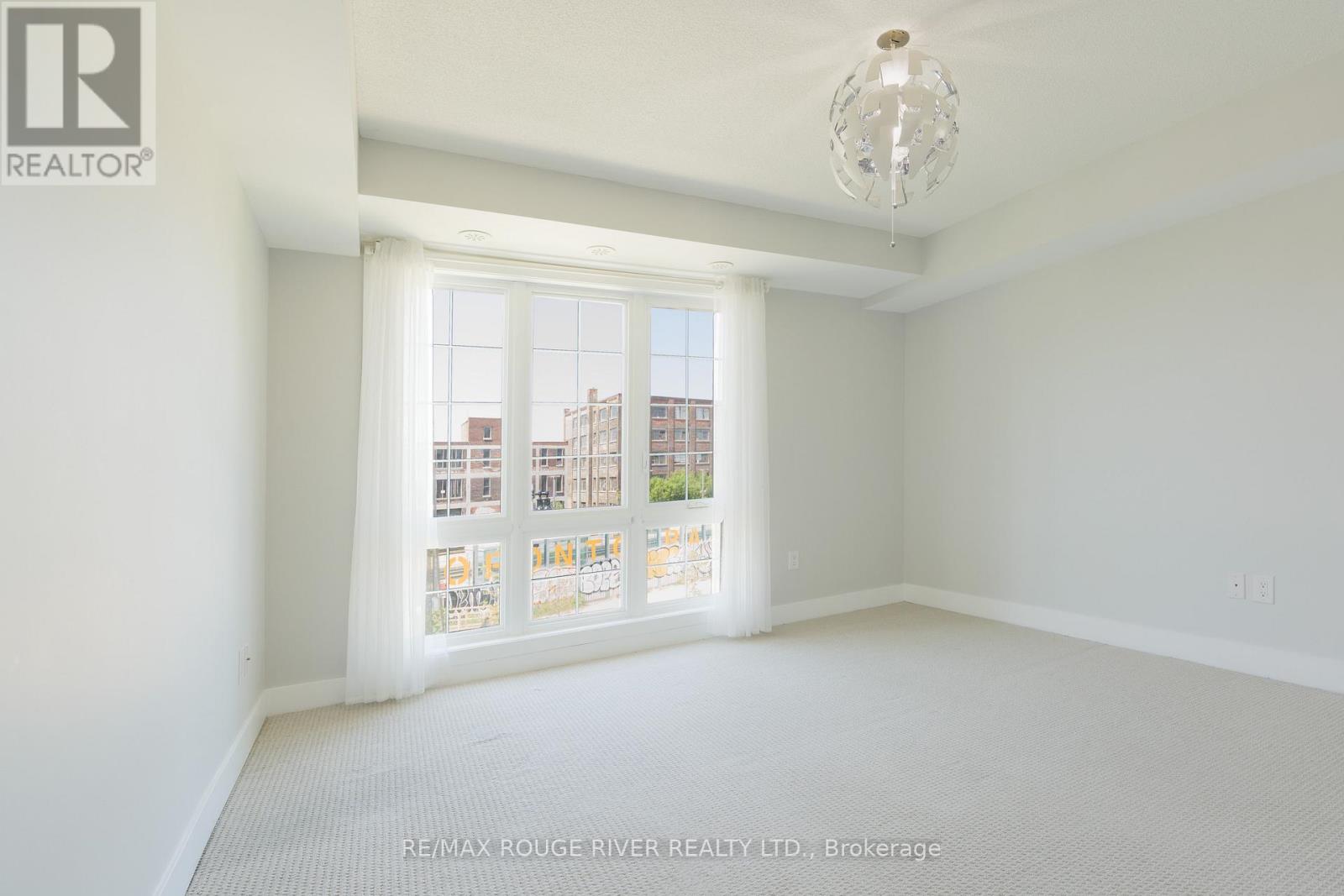 4 - 26 Ernest Avenue, Toronto, Ontario  M6P 3L8 - Photo 16 - W13238076