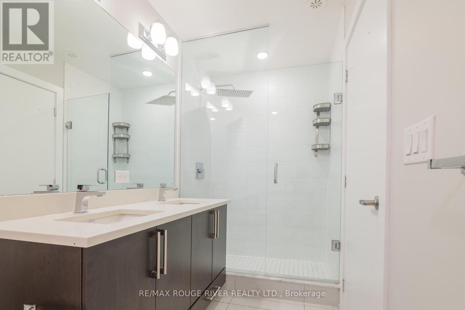 4 - 26 Ernest Avenue, Toronto, Ontario  M6P 3L8 - Photo 17 - W13238076
