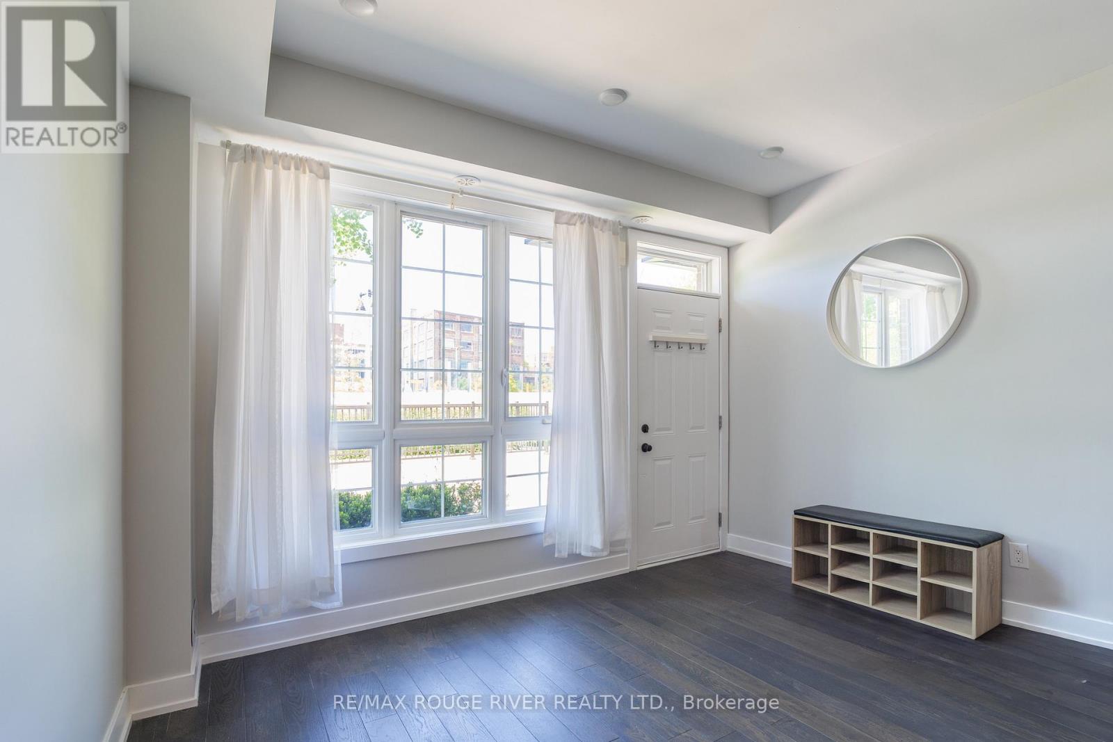 4 - 26 Ernest Avenue, Toronto, Ontario  M6P 3L8 - Photo 3 - W13238076
