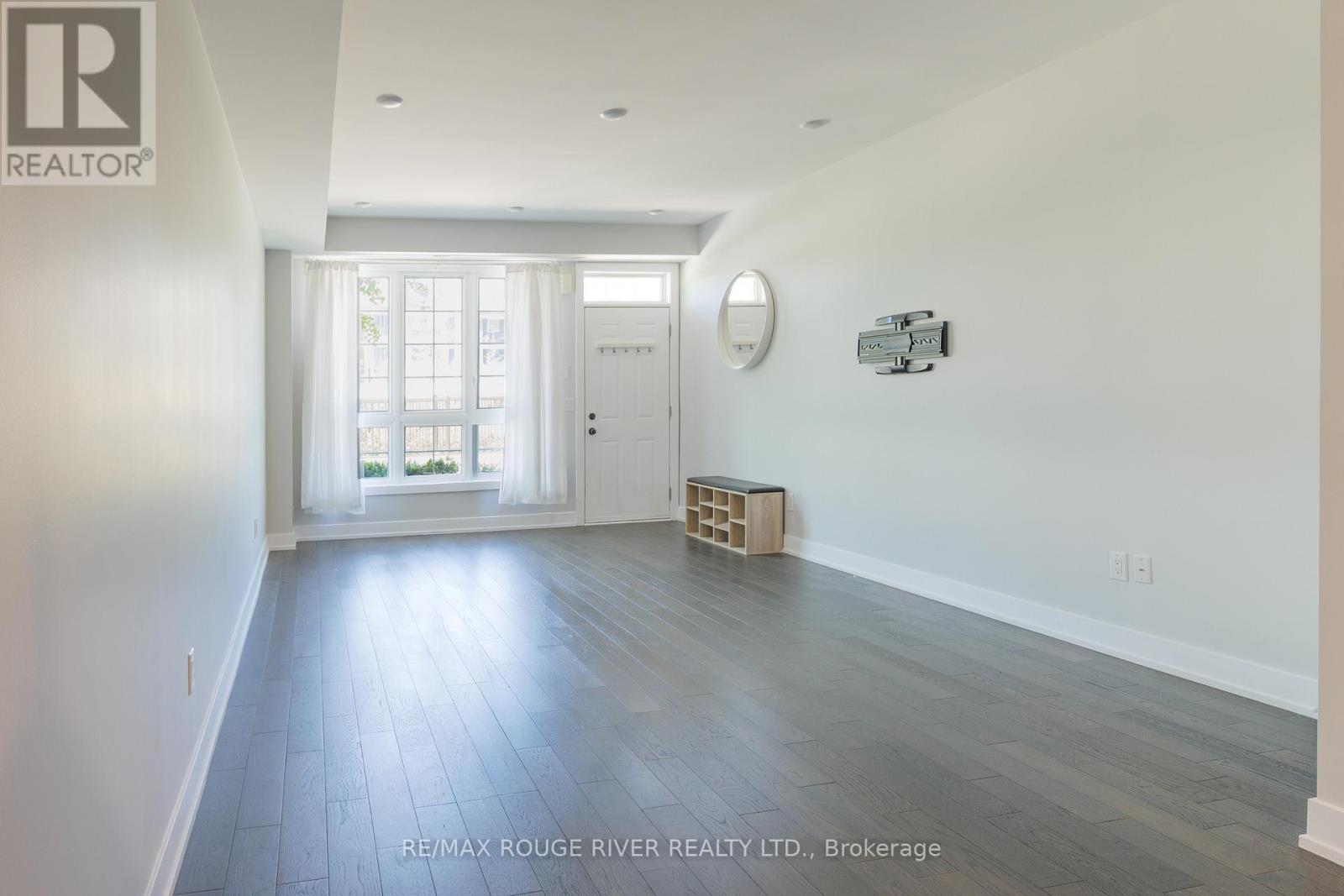4 - 26 Ernest Avenue, Toronto, Ontario  M6P 3L8 - Photo 4 - W13238076