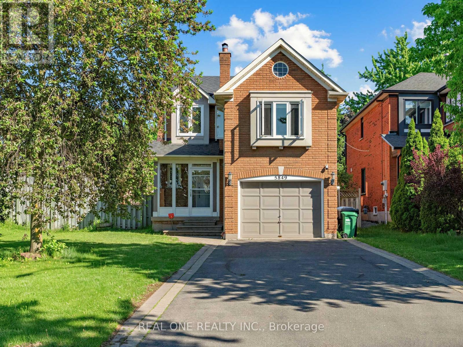 5849 CHORLEY PLACE, Mississauga, Ontario
