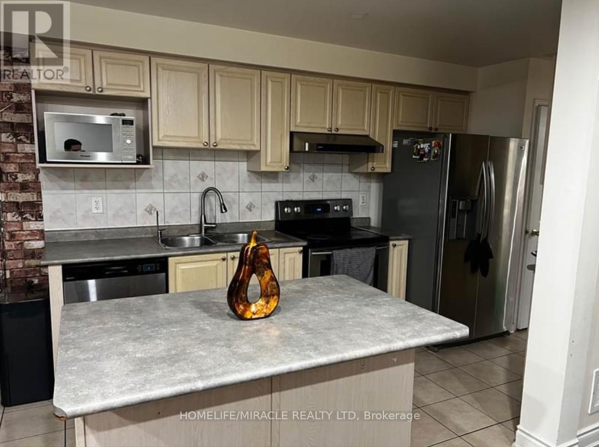115 Tiller Trail, Brampton, Ontario  L6X 4S9 - Photo 11 - W13238088