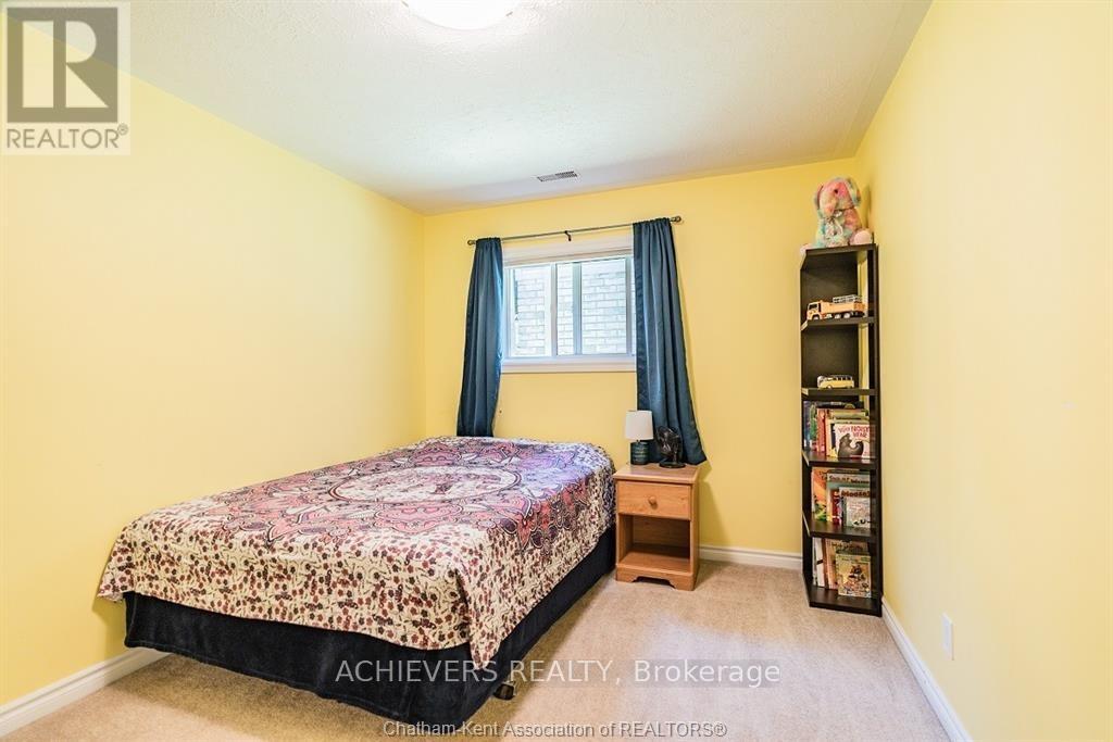 107 Greenfield Lane, Chatham-Kent, Ontario  N7L 5N5 - Photo 11 - X13238050
