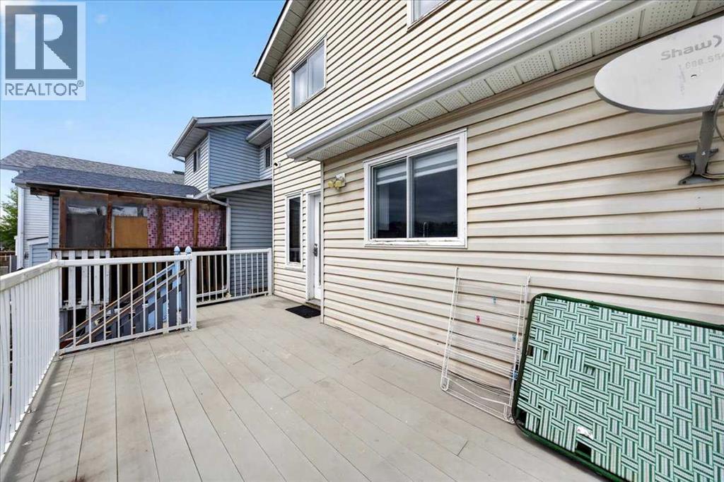 6979 Laguna Way Ne, Calgary, Alberta  T1Y 6W5 - Photo 16 - A2316513