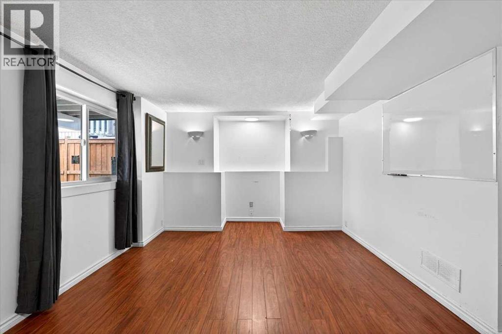 6979 Laguna Way Ne, Calgary, Alberta  T1Y 6W5 - Photo 33 - A2316513