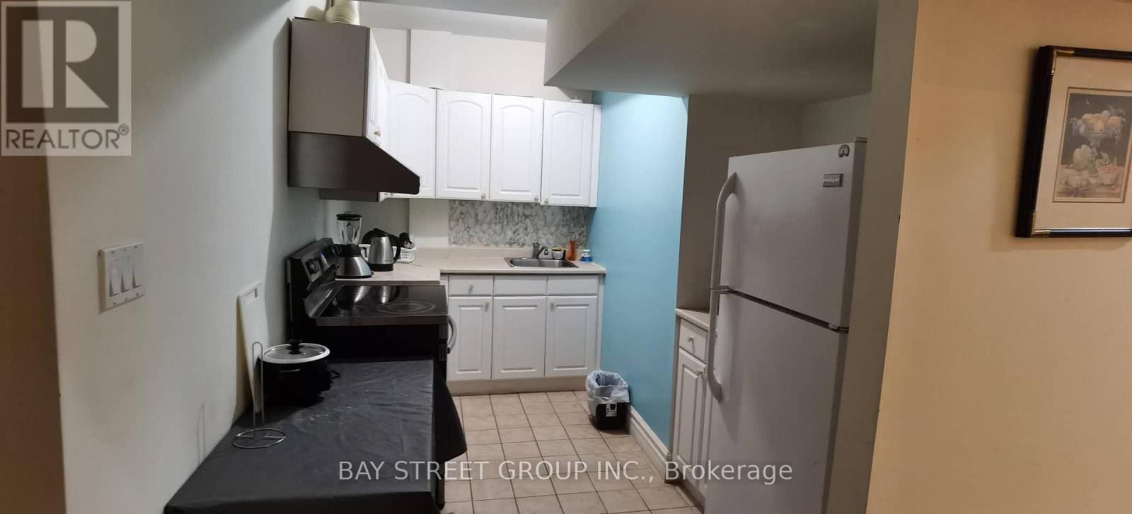 Unit 2 - 67 Holmes Avenue, Toronto, Ontario  M2N 4M1 - Photo 3 - C13219458