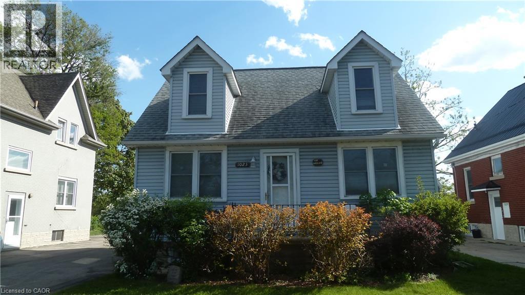 1023 Weber Street E, Kitchener, Ontario  N2A 1B4 - Photo 1 - 40836619