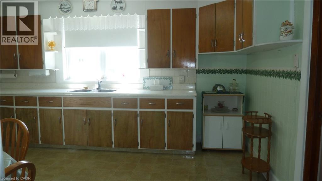 1023 Weber Street E, Kitchener, Ontario  N2A 1B4 - Photo 13 - 40836619