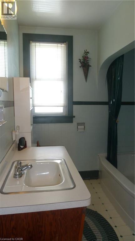 1023 Weber Street E, Kitchener, Ontario  N2A 1B4 - Photo 23 - 40836619