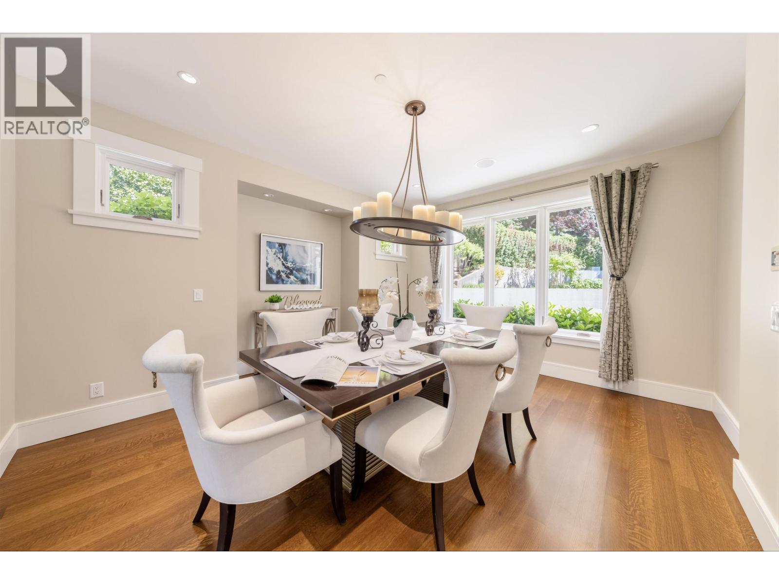2645 Rosebery Avenue, West Vancouver, British Columbia  V7V 3A3 - Photo 8 - R3131828