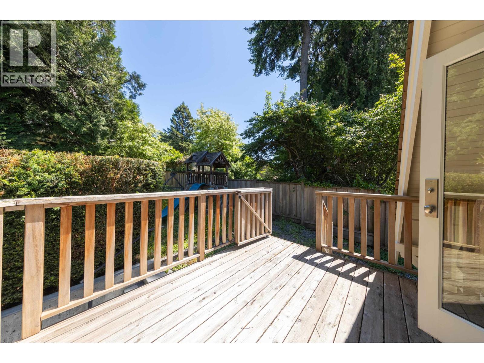 2645 Rosebery Avenue, West Vancouver, British Columbia  V7V 3A3 - Photo 24 - R3131828