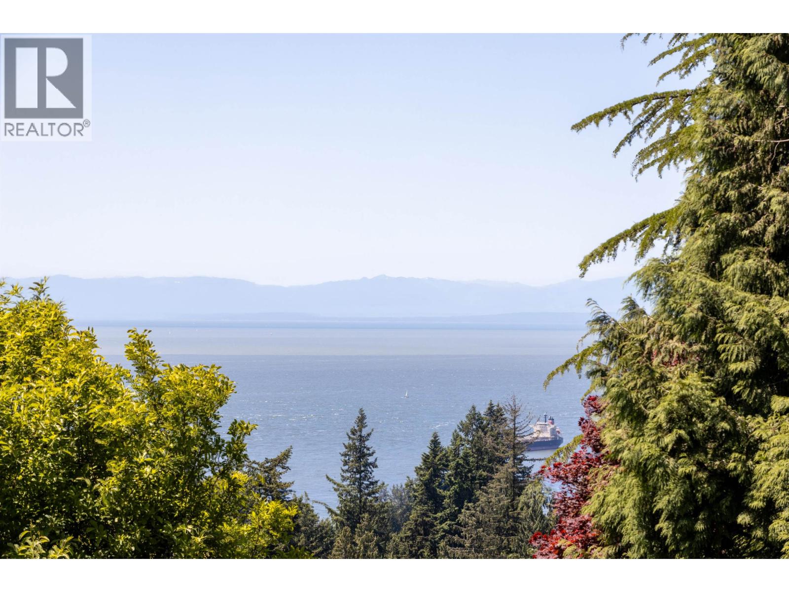 2645 Rosebery Avenue, West Vancouver, British Columbia  V7V 3A3 - Photo 39 - R3131828