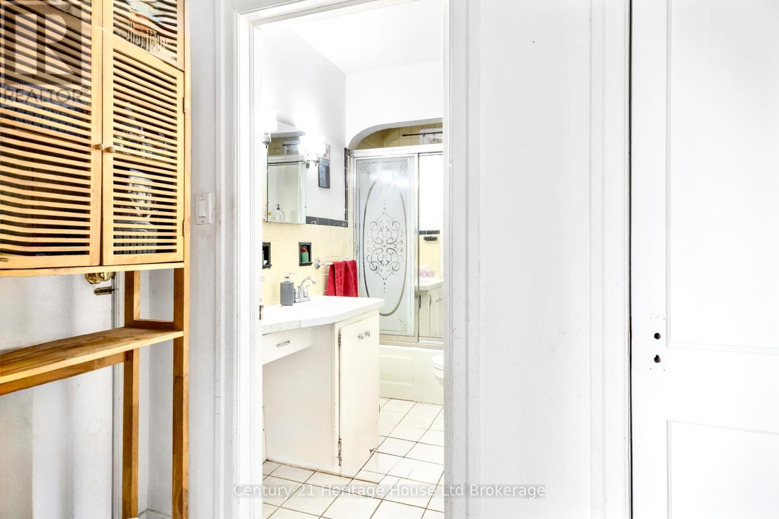 31 Wethered Street, London East, Ontario  N5Y 1G8 - Photo 12 - X13238092