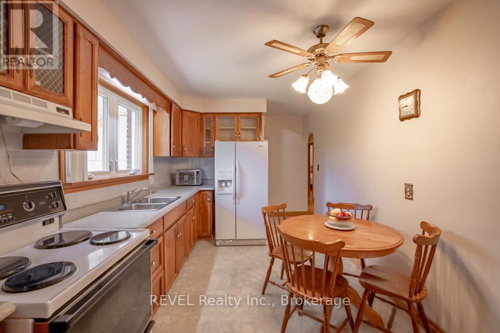 20 Glencairn Drive, St. Catharines, Ontario  L2M 2N3 - Photo 14 - X13238128
