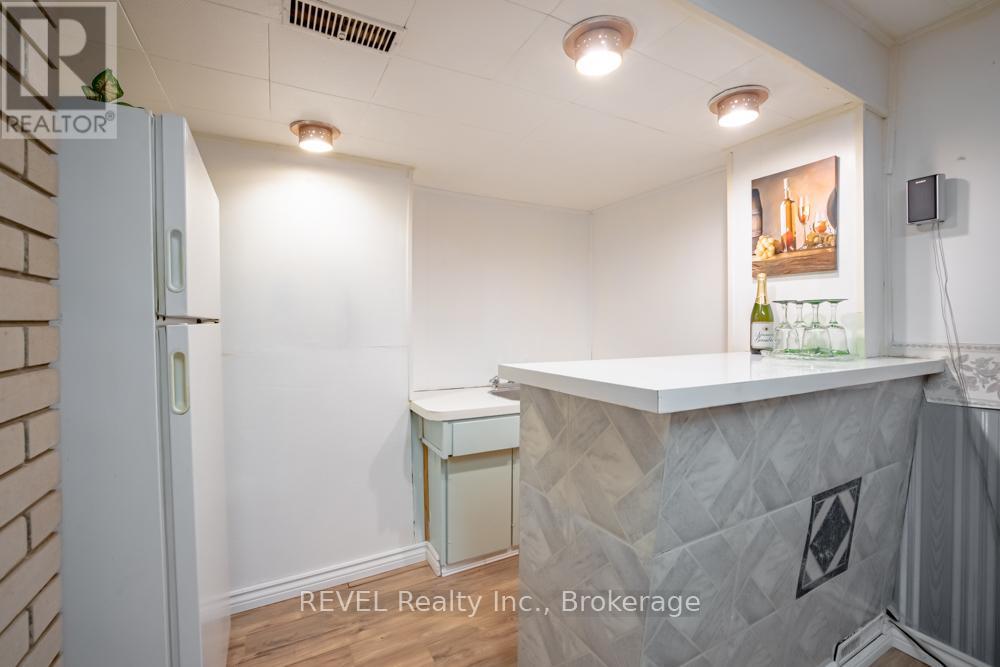 20 Glencairn Drive, St. Catharines, Ontario  L2M 2N3 - Photo 24 - X13238128