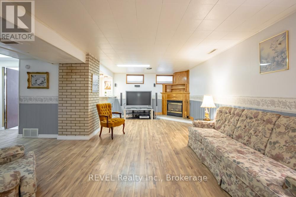 20 Glencairn Drive, St. Catharines, Ontario  L2M 2N3 - Photo 25 - X13238128