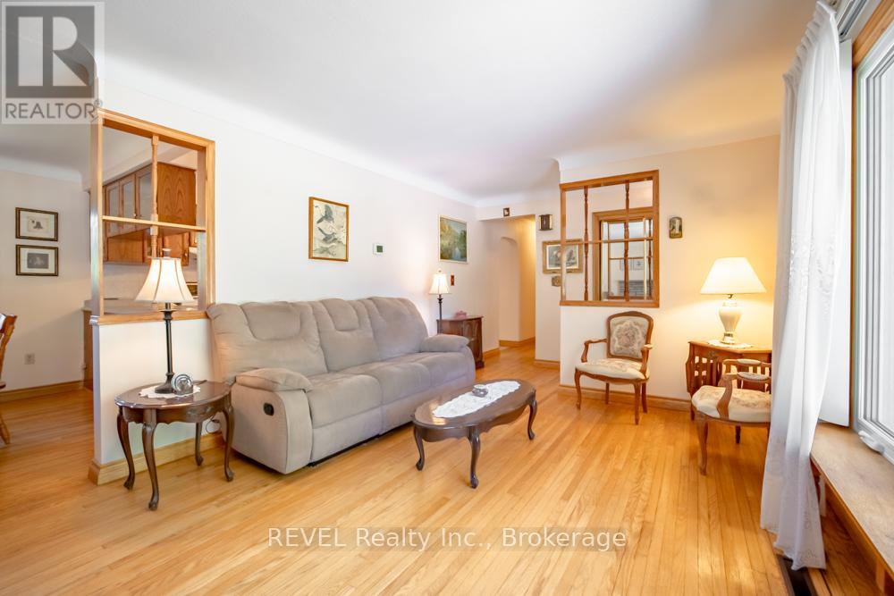 20 Glencairn Drive, St. Catharines, Ontario  L2M 2N3 - Photo 7 - X13238128