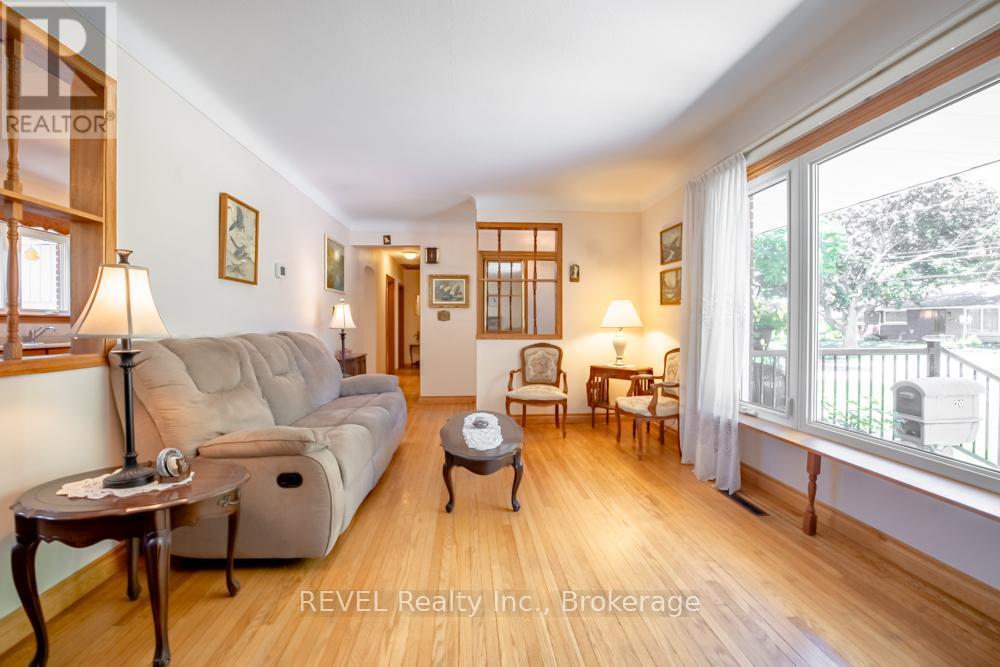 20 Glencairn Drive, St. Catharines, Ontario  L2M 2N3 - Photo 8 - X13238128