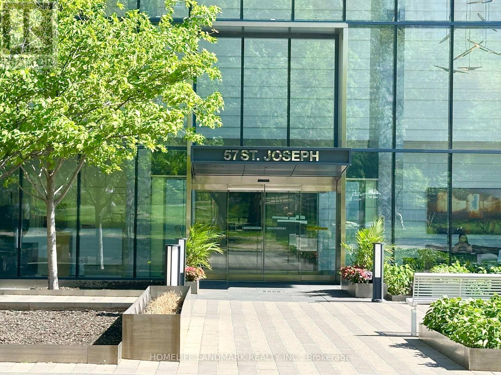 1004 - 57 St Joseph Street, Toronto, Ontario  M5S 0C5 - Photo 2 - C13238102