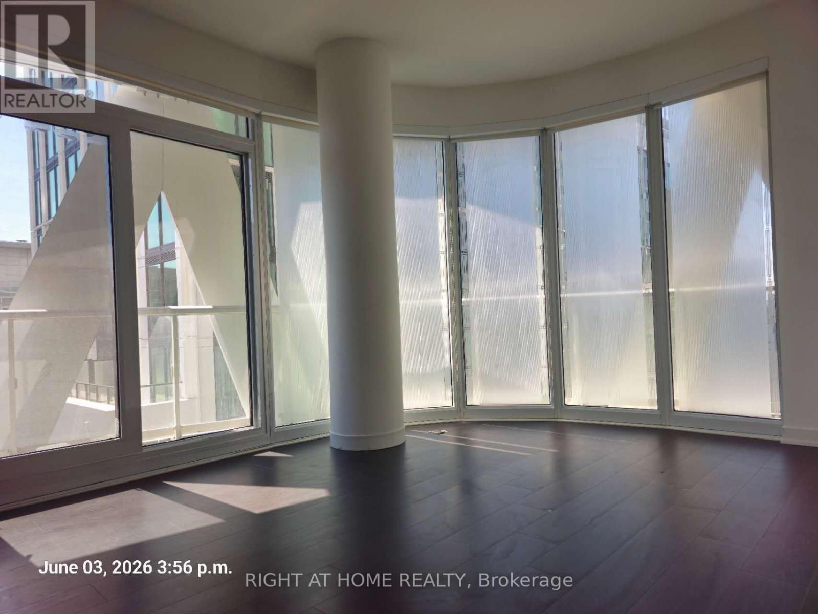 1233 - 230 Simcoe Street, Toronto, Ontario  M5T 1T4 - Photo 4 - C13238168