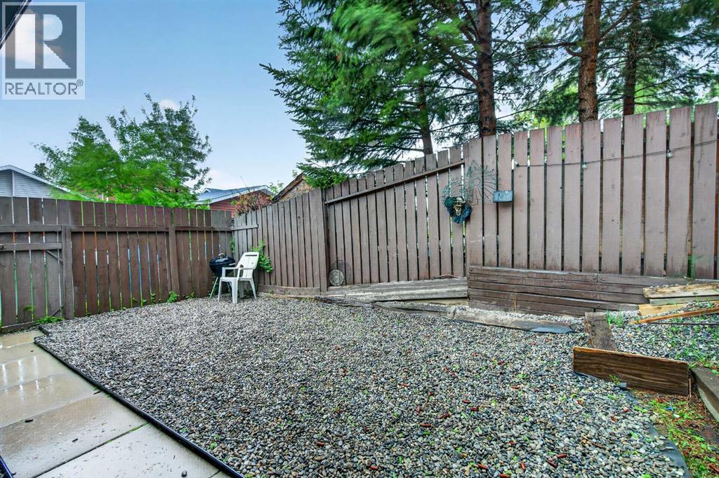 91 Martinwood Court Ne, Calgary, Alberta  T3J 3H2 - Photo 40 - A2316529