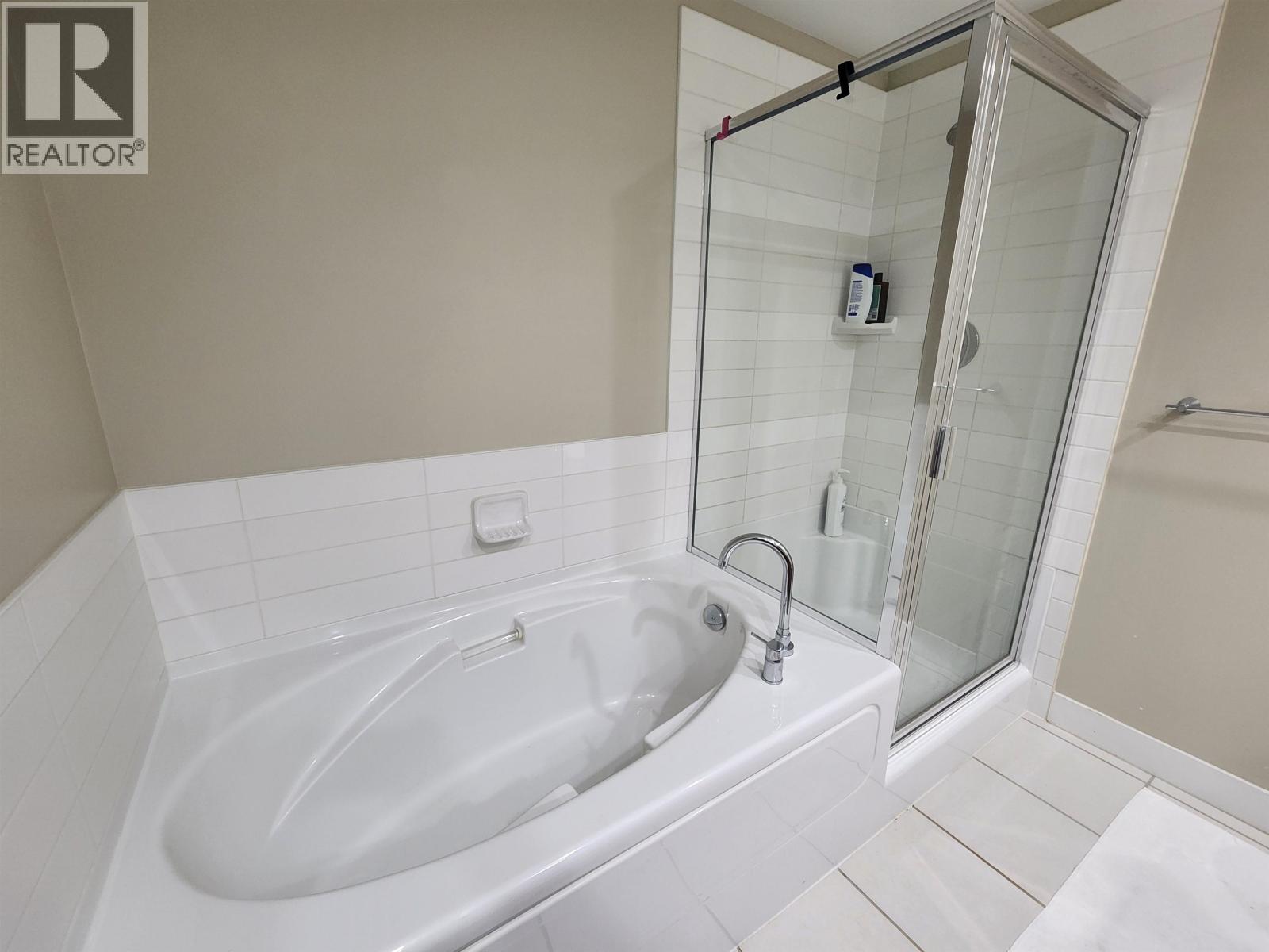 1106 9222 University Crescent, Burnaby, British Columbia  V5A 0A6 - Photo 8 - R3130624