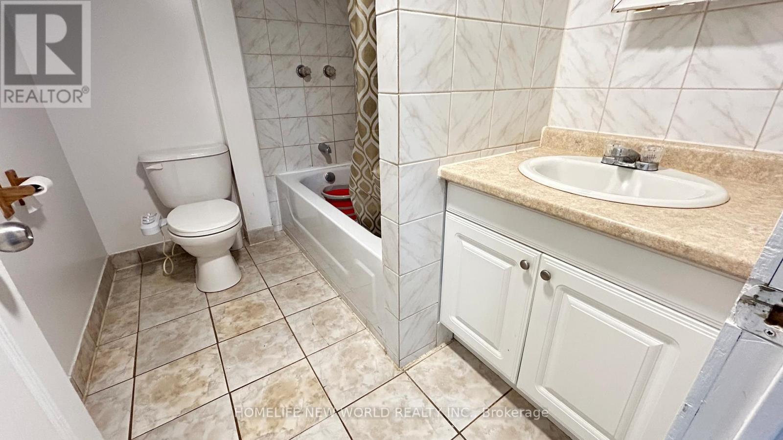 54 Bridley Drive, Toronto, Ontario  M1V 1A9 - Photo 27 - E13238126