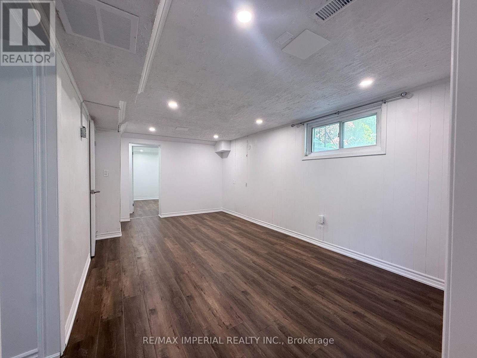 BASEMENT - 69 EDGAR AVENUE, Richmond Hill, Ontario