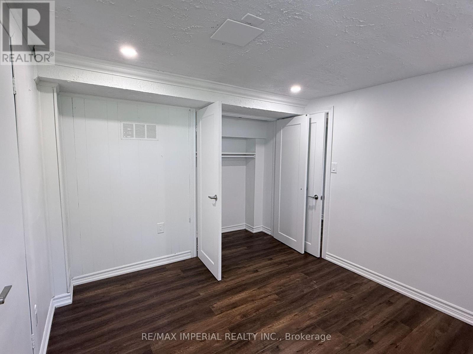 Basement - 69 Edgar Avenue, Richmond Hill, Ontario  L4C 6K2 - Photo 11 - N13238108