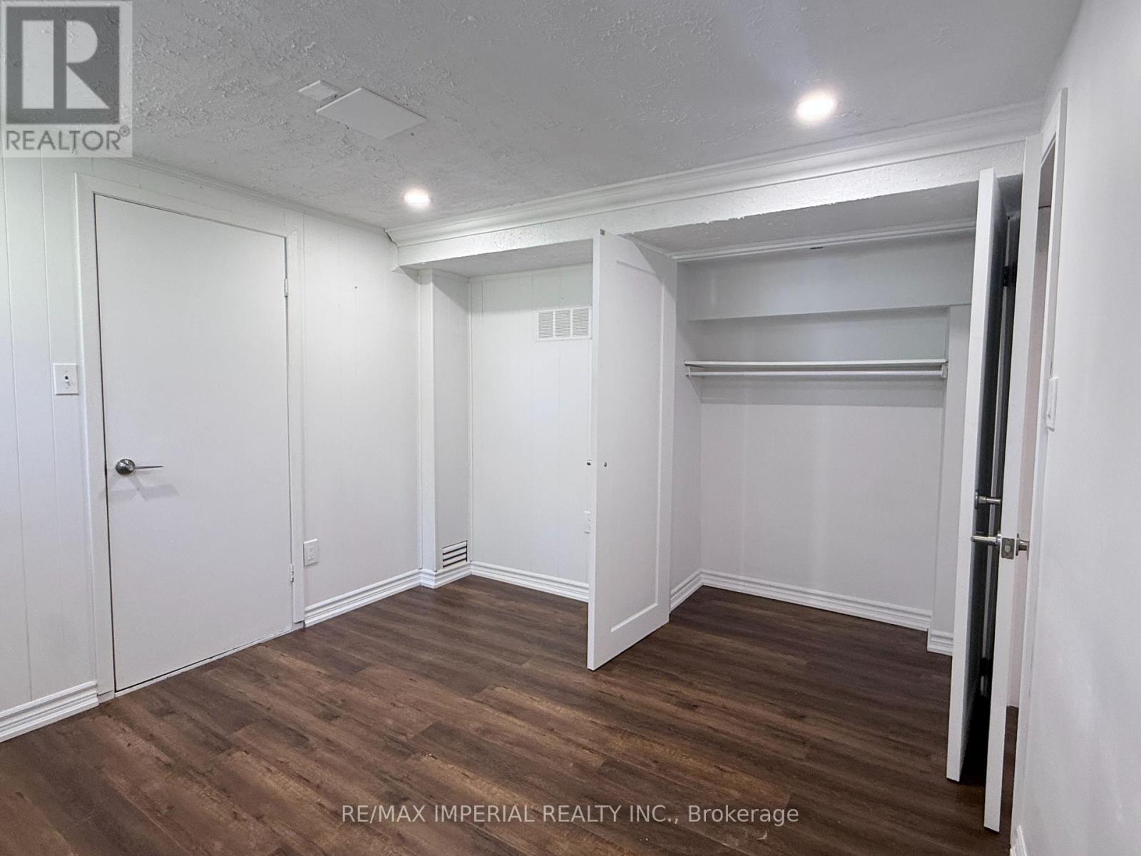 Basement - 69 Edgar Avenue, Richmond Hill, Ontario  L4C 6K2 - Photo 12 - N13238108