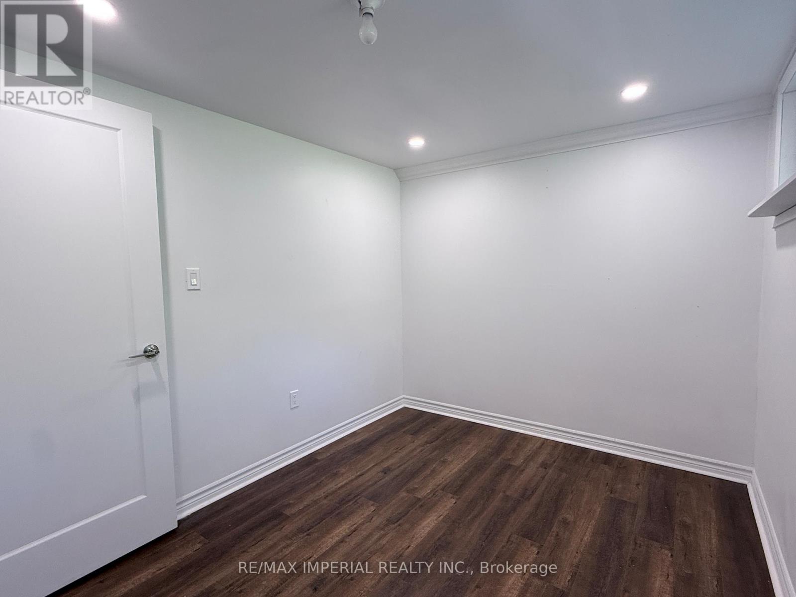 Basement - 69 Edgar Avenue, Richmond Hill, Ontario  L4C 6K2 - Photo 13 - N13238108