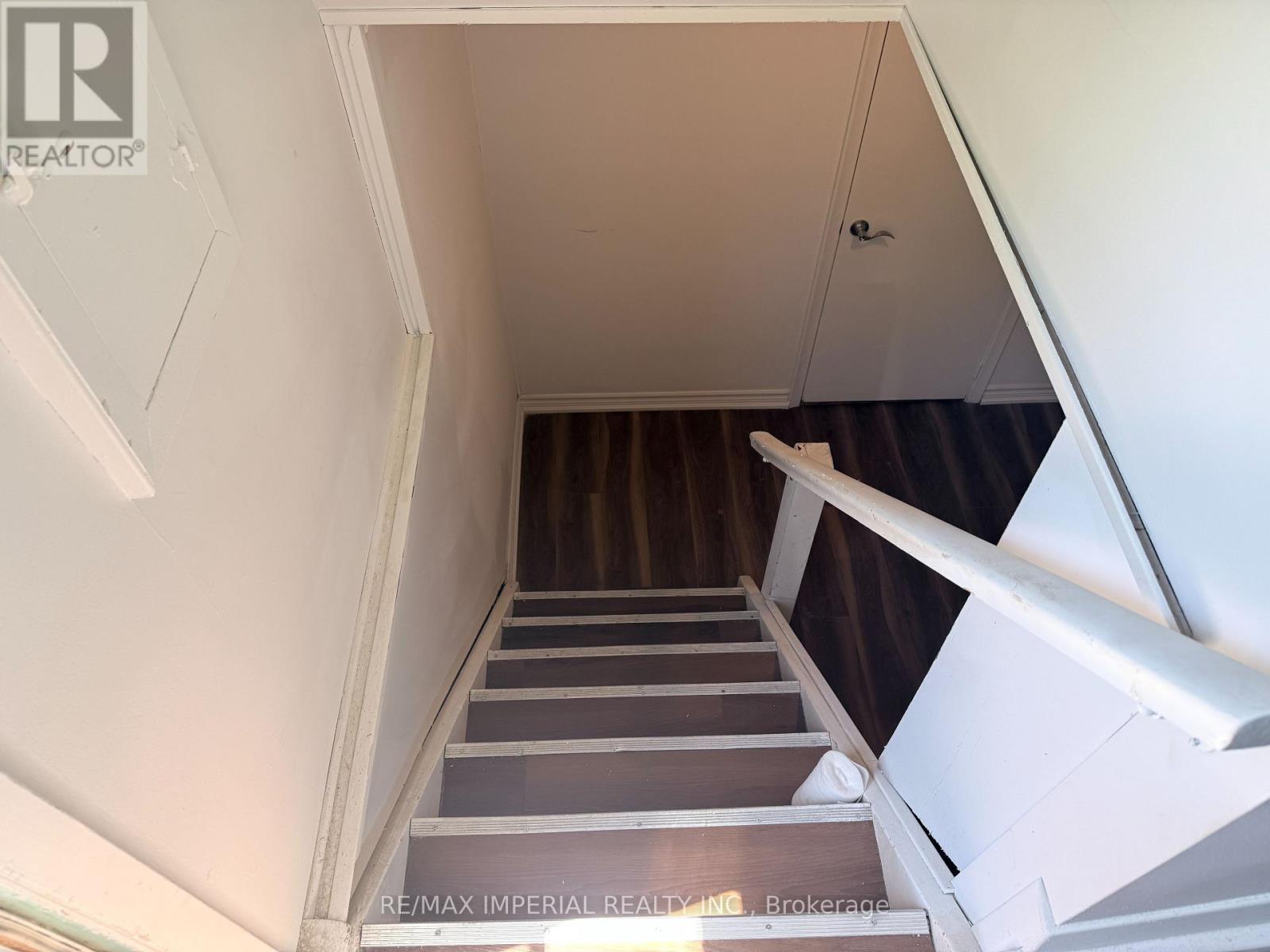 Basement - 69 Edgar Avenue, Richmond Hill, Ontario  L4C 6K2 - Photo 3 - N13238108