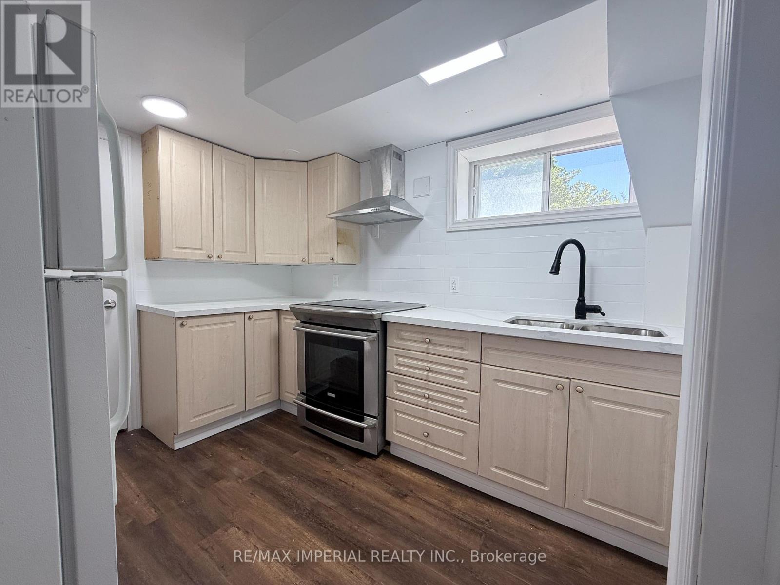Basement - 69 Edgar Avenue, Richmond Hill, Ontario  L4C 6K2 - Photo 6 - N13238108