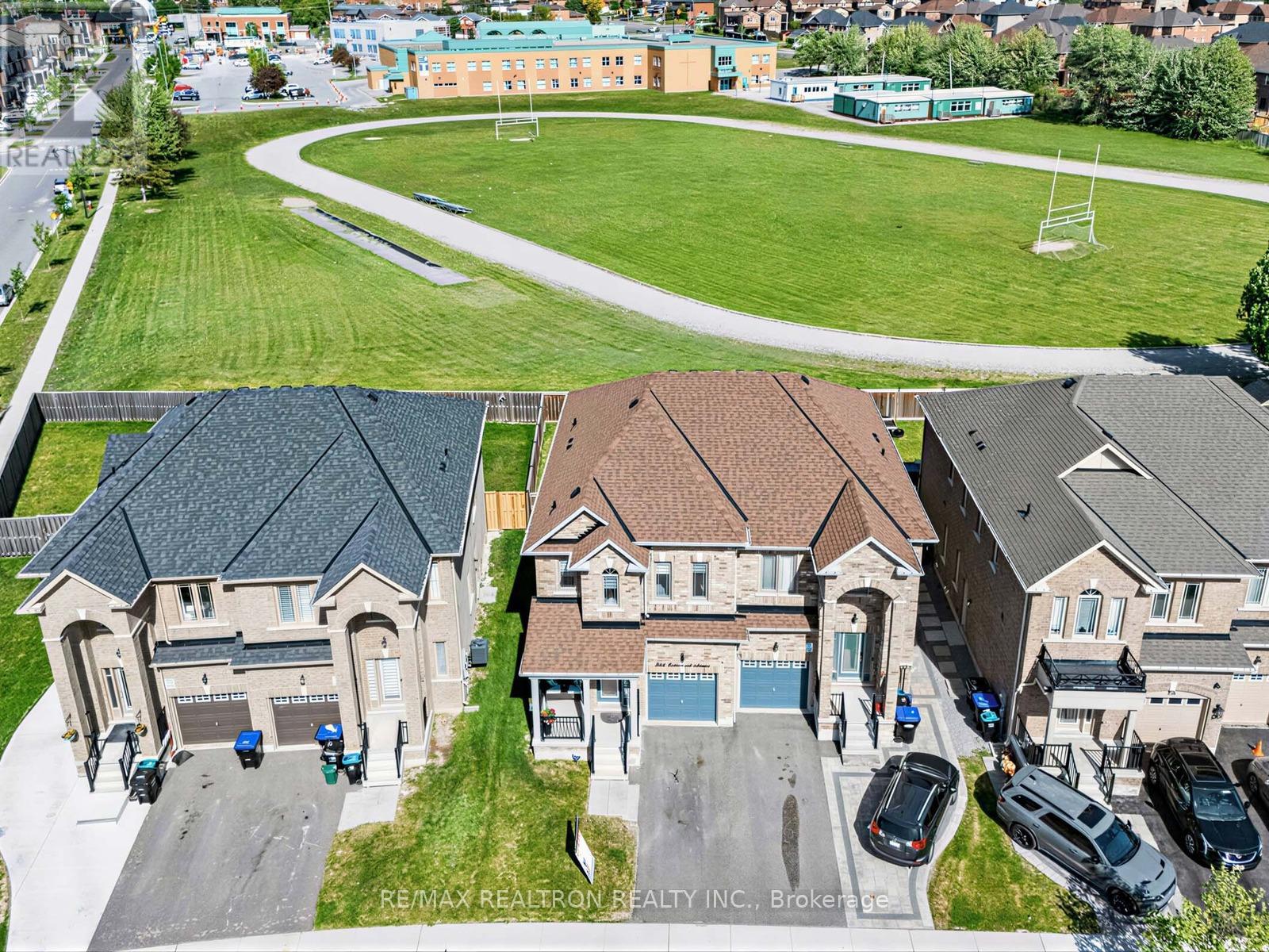 202 Sutherland Avenue, Bradford West Gwillimbury, Ontario  L3Z 4H7 - Photo 31 - N13238112