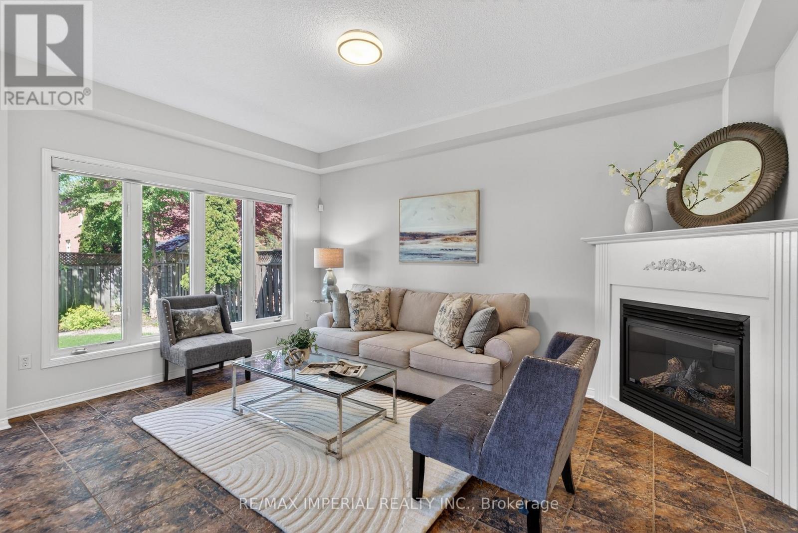 18 Davidoff Street, Markham, Ontario  L6E 1P6 - Photo 13 - N13238116