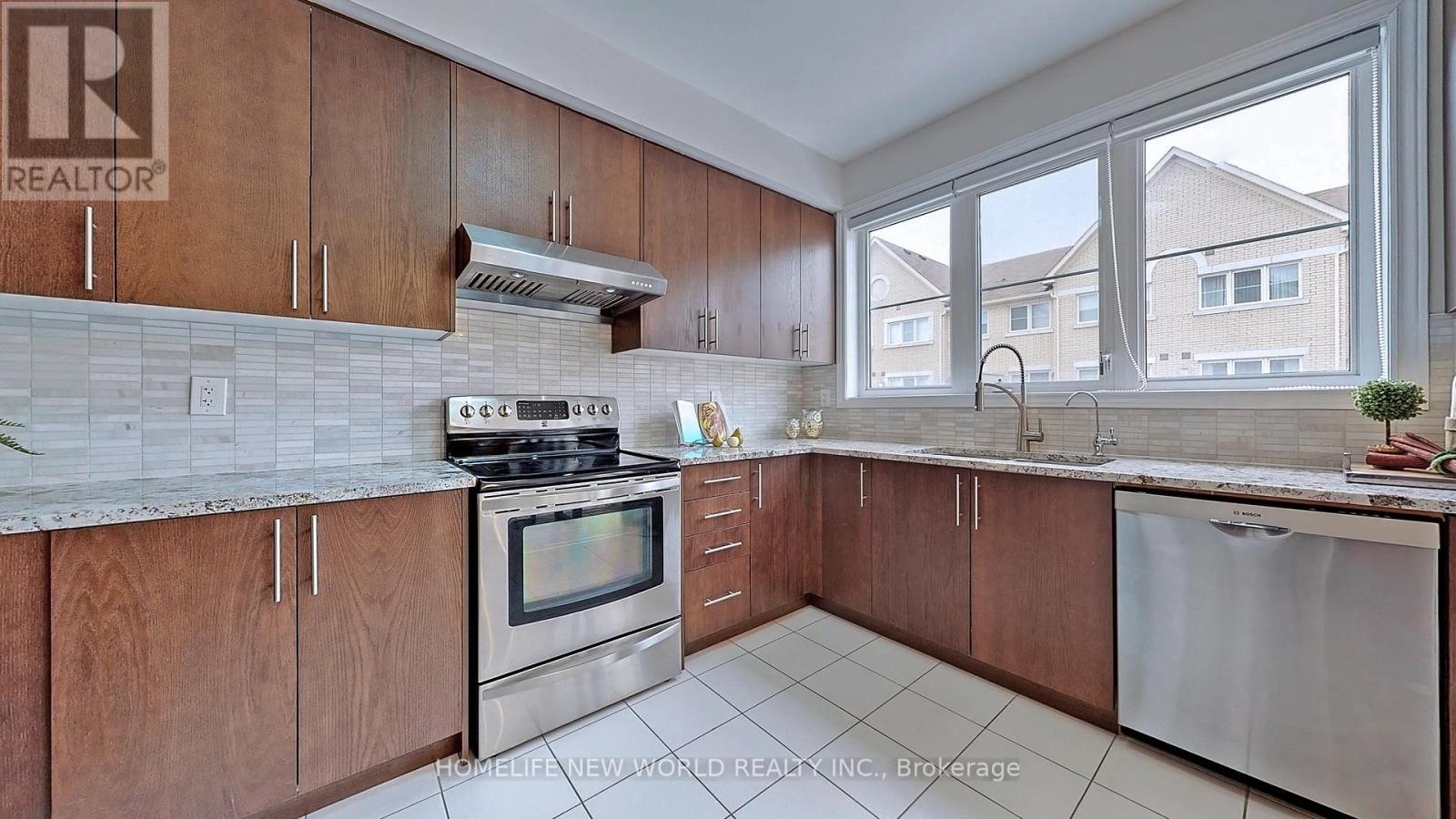 23 Victor Herbert Way, Markham, Ontario  L6C 0N6 - Photo 9 - N13238138