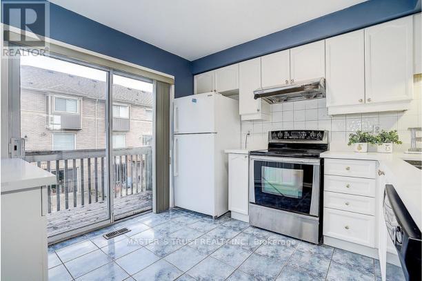 48 - 5535 Glen Erin Drive, Mississauga, Ontario  L5M 6H1 - Photo 4 - W13238166