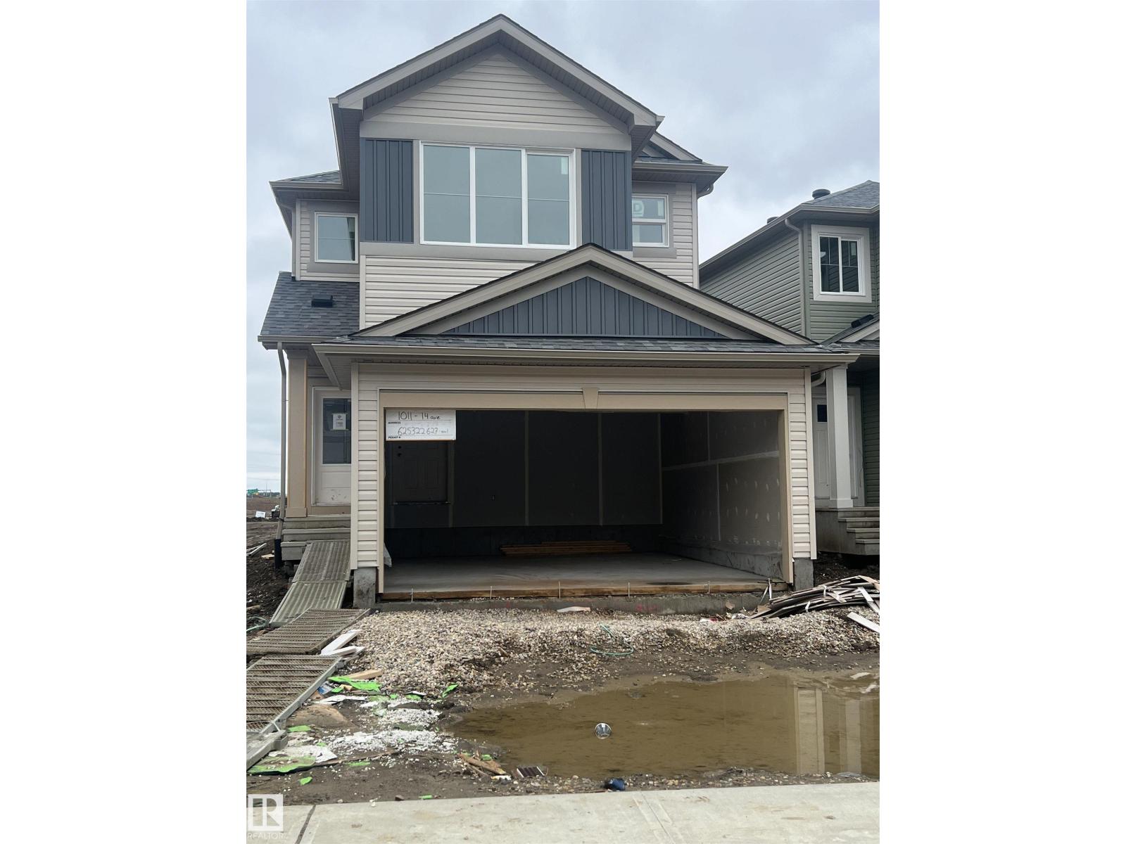 1011 14 AV NW, Edmonton, Alberta
