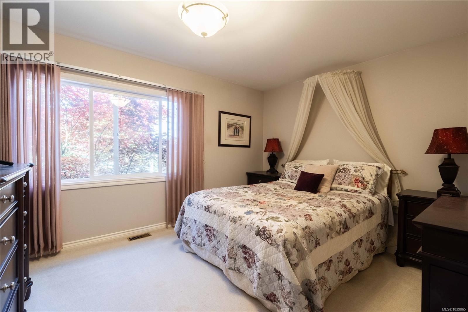 1568 Burnside Rd W, Saanich, British Columbia  V9E 2E2 - Photo 19 - 1039065
