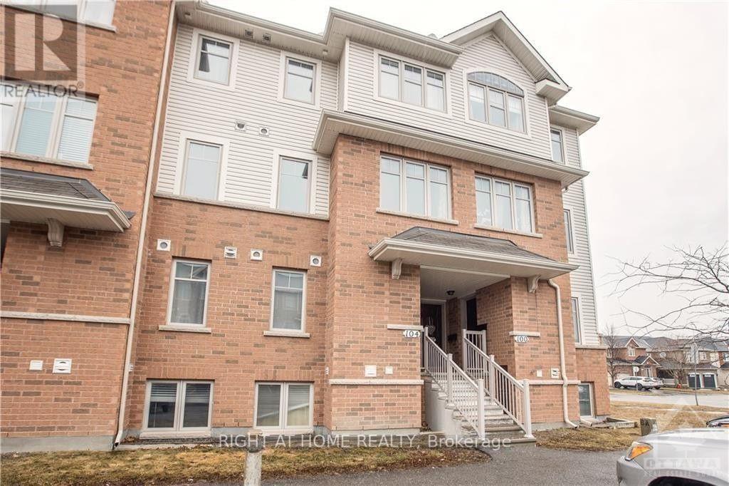 106 WINDSWEPT PRIVATE, Ottawa, Ontario
