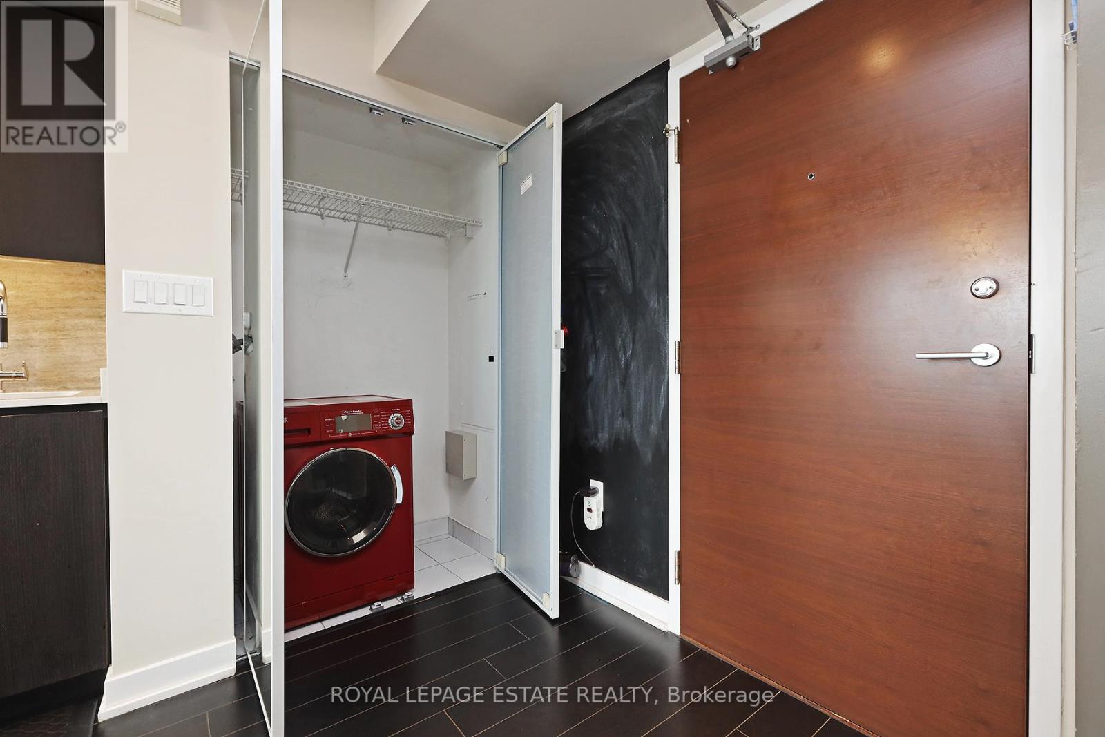 1701 - 10 Capreol Court, Toronto, Ontario  M5V 4B3 - Photo 14 - C13238192