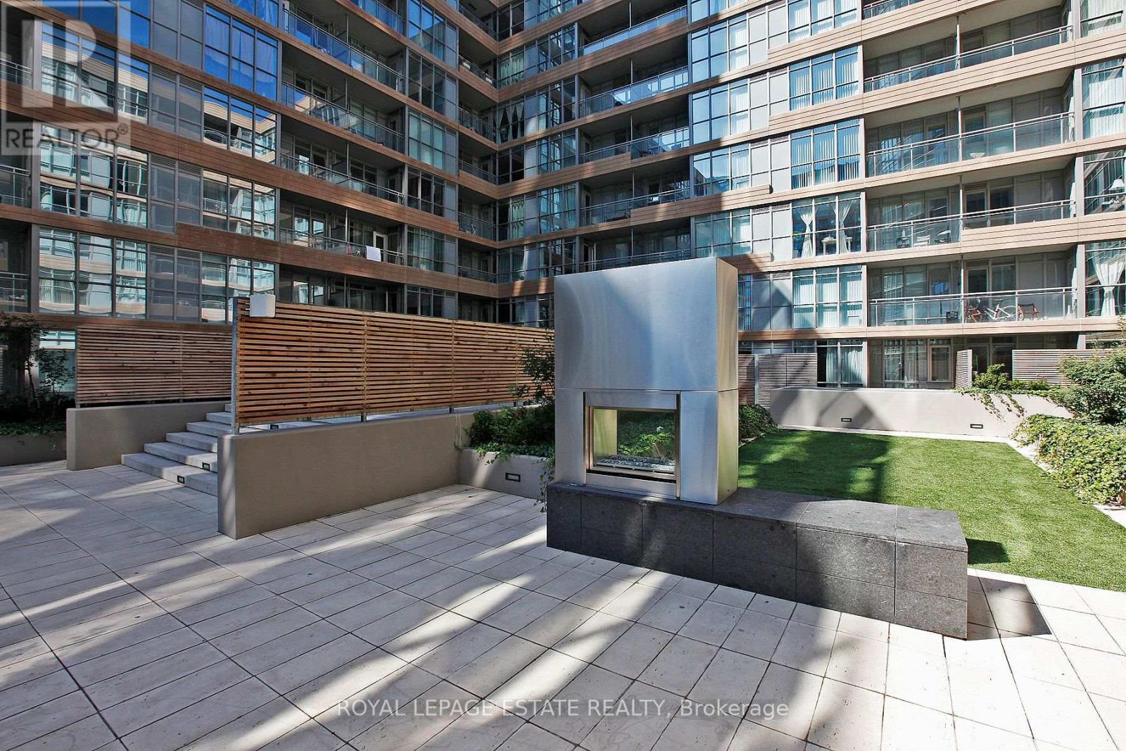 1701 - 10 Capreol Court, Toronto, Ontario  M5V 4B3 - Photo 40 - C13238192
