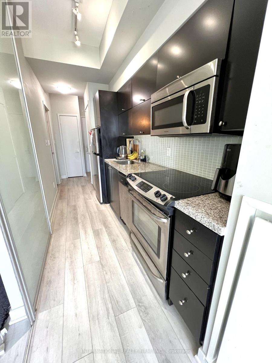 2302 - 126 Simcoe Street, Toronto, Ontario  M5H 4E6 - Photo 7 - C13238202