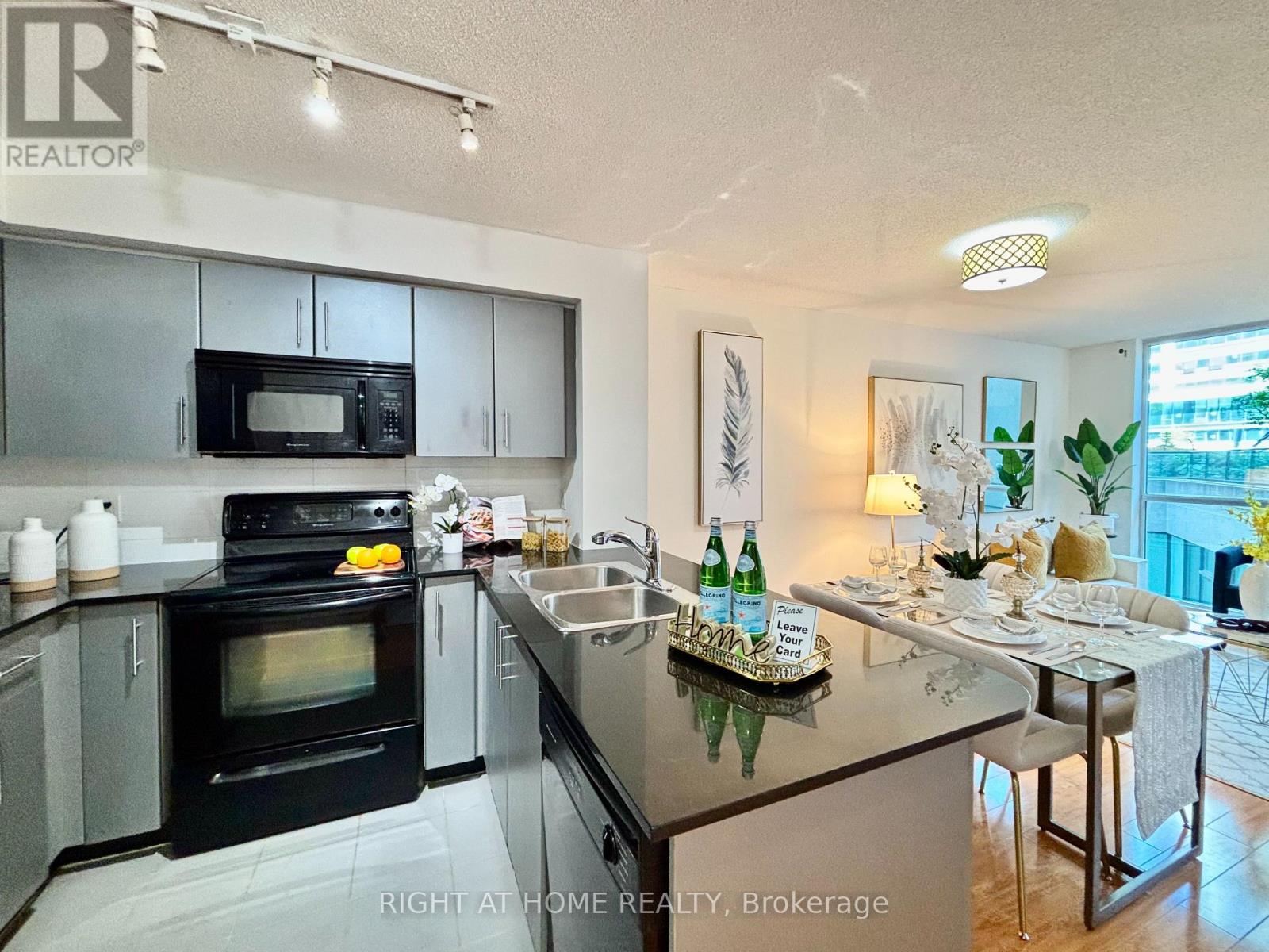 503 - 12 Yonge Street, Toronto, Ontario  M5E 1Z9 - Photo 6 - C13238224