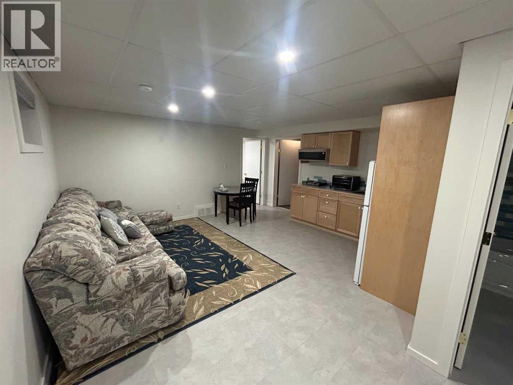 6210 53 Avenue, Camrose, Alberta  T4V 4H4 - Photo 27 - A2304576