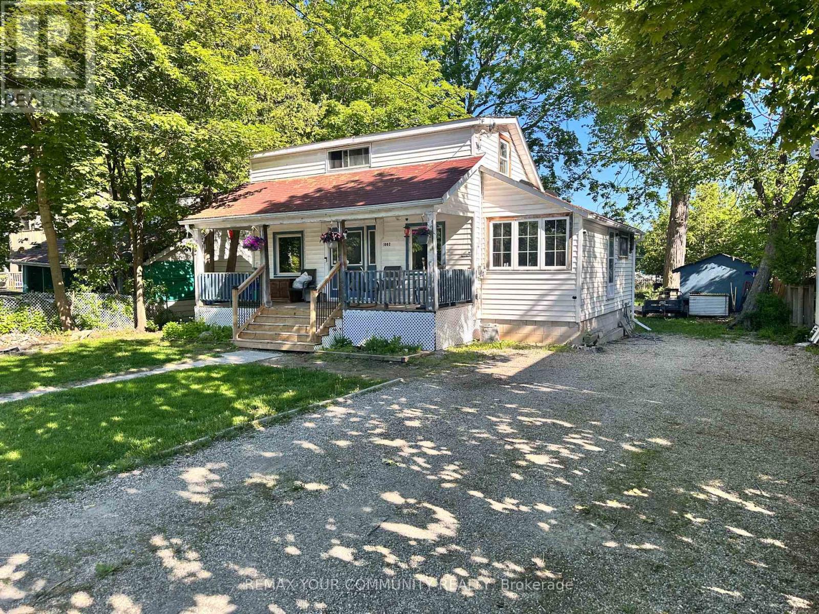 1002 LAKE DRIVE E, Georgina, Ontario