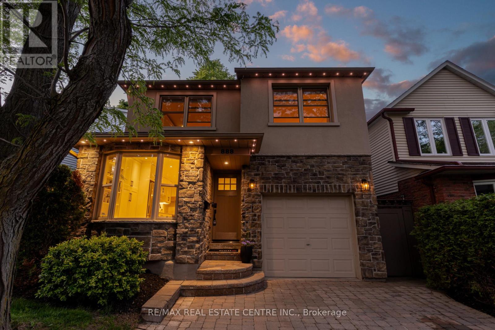 888 Sweetwater Crescent, Mississauga, Ontario  L5H 4A8 - Photo 41 - W13238198