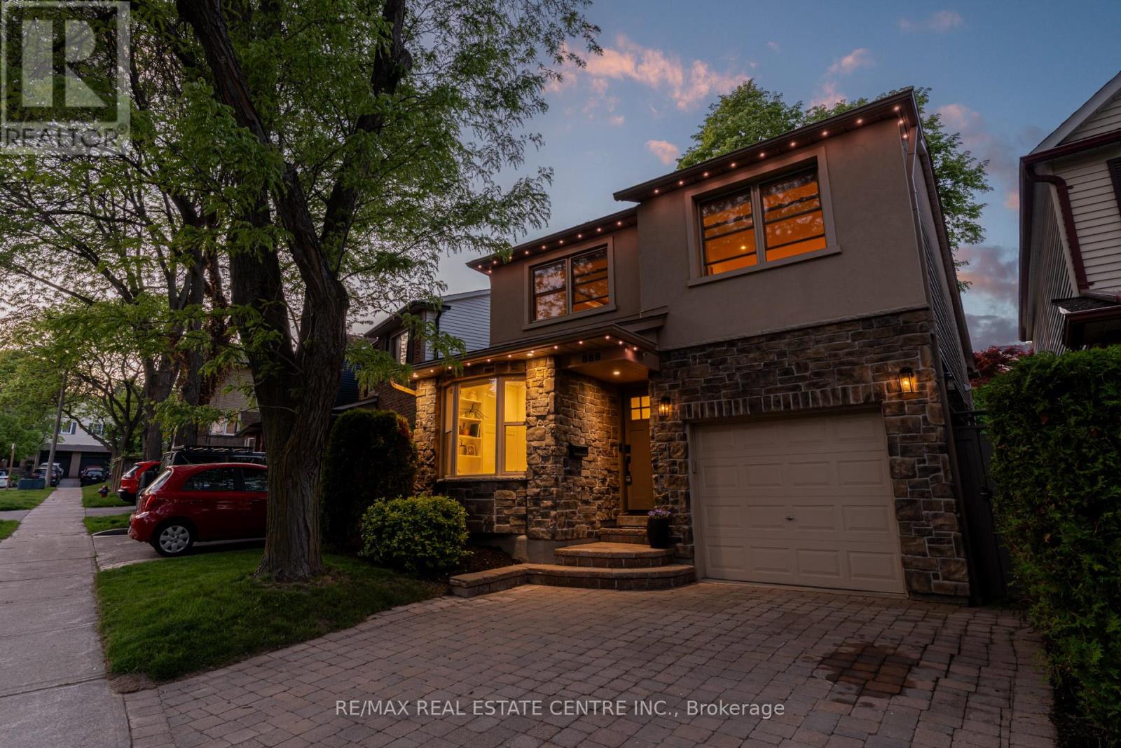 888 Sweetwater Crescent, Mississauga, Ontario  L5H 4A8 - Photo 42 - W13238198