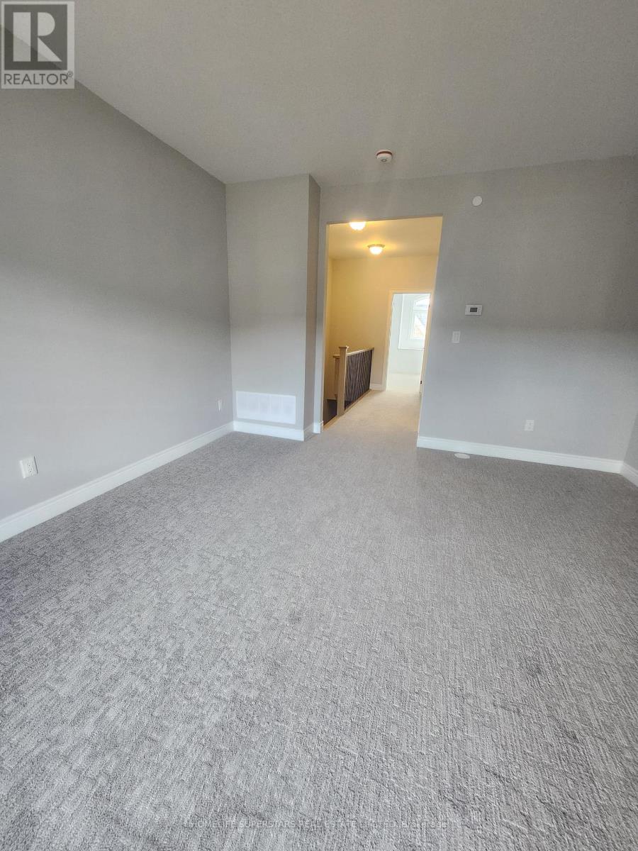 31 - 280 Melody Common E, Oakville, Ontario  L6H 7H2 - Photo 16 - W13238214