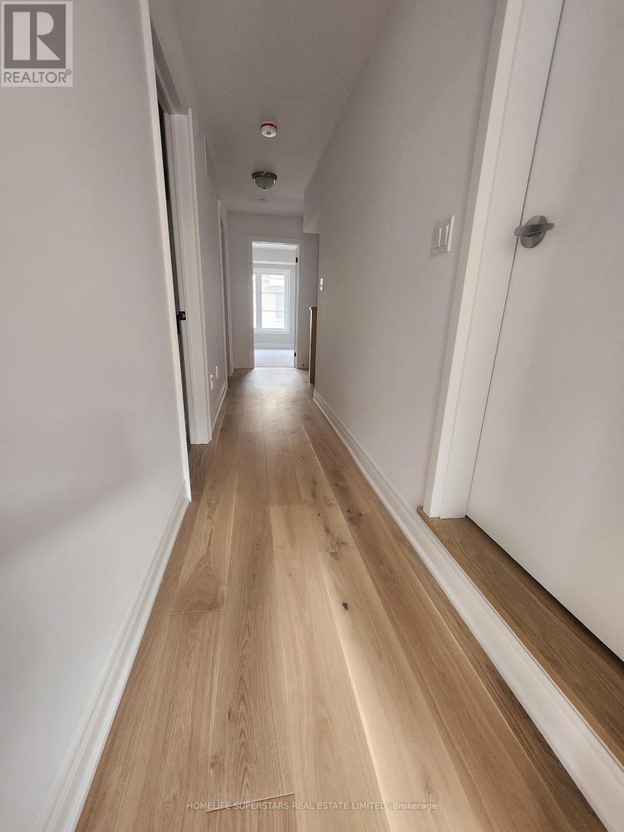 31 - 280 Melody Common E, Oakville, Ontario  L6H 7H2 - Photo 34 - W13238214